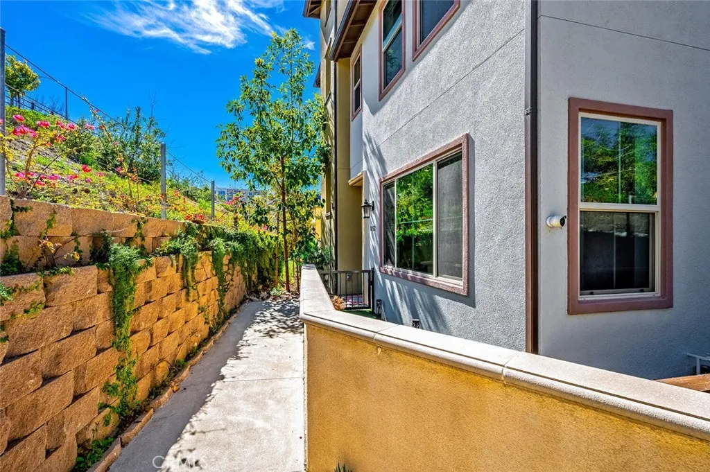 Photo #44: ND26031188 Listing: Photo #44