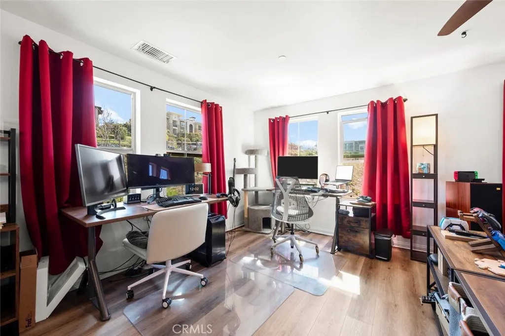 Photo #33: ND26031188 Listing: Photo #33