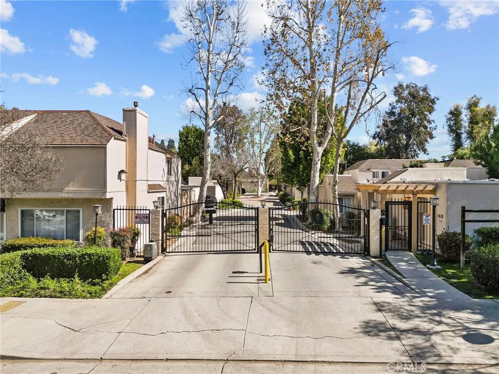 Tarzana, CA 91356