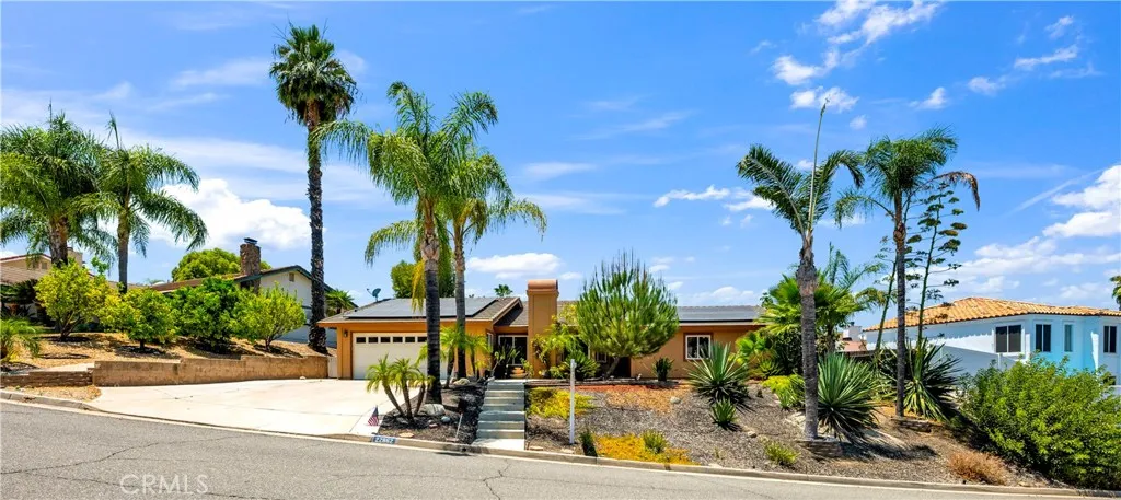 22862 Calcutta Drive, Canyon Lake, CA 92587 - Main photo, Canyon Lake, CA