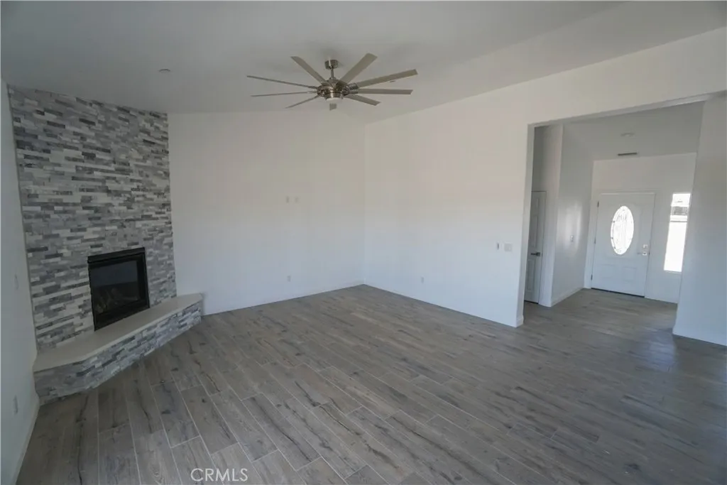 14416 Ricaree Road, Apple Valley, CA 92307 - Photo 3 of 26, Apple Valley, CA