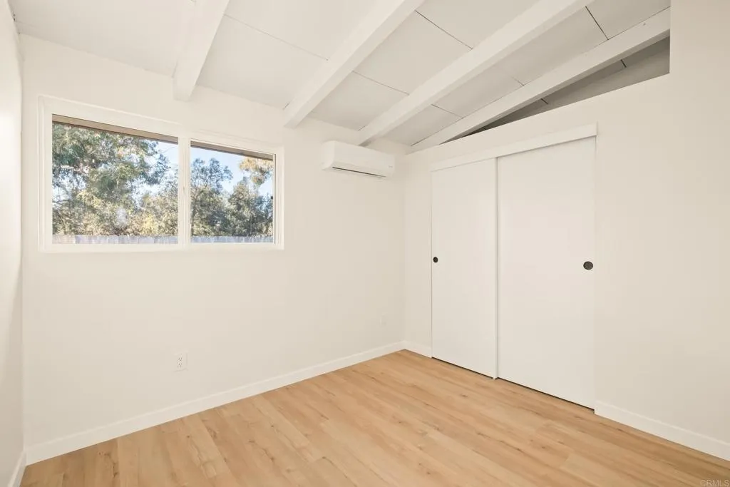 https://cdn.realtyfeed.com/cdn/127/306650777/9d271f45eb25e8bc954e076c7441f7bc.webp
