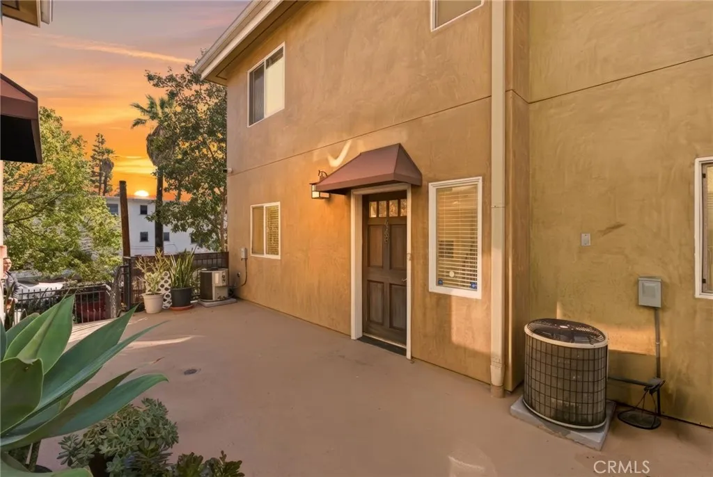 1133 S Hoover Unit 416, Los Angeles, CA 90006 - Photo 3 of 40, Los Angeles, CA