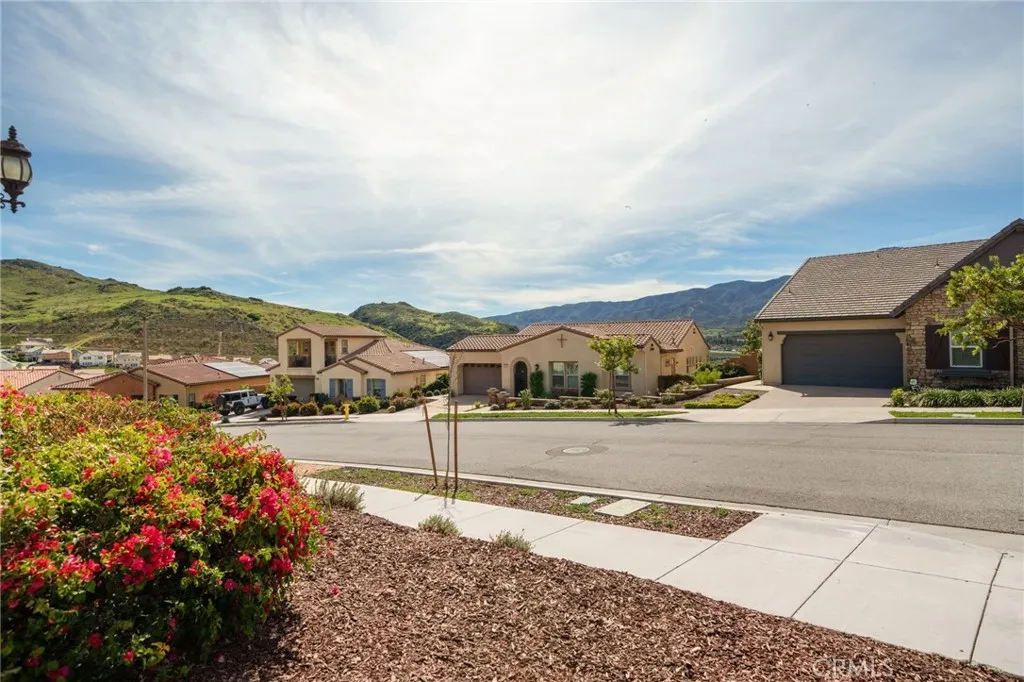 24528 Crestley Drive, Corona, CA 92883 - Photo 4 of 75, Corona, CA