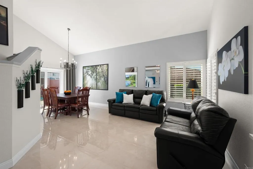https://cdn.realtyfeed.com/cdn/127/306650927/2ac742674f781dd2afe7346de9e53ea6.webp
