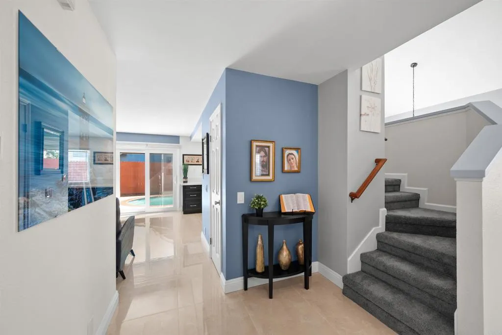 https://cdn.realtyfeed.com/cdn/127/306650927/a20c6371354fefdd2181518159bdb1af.webp