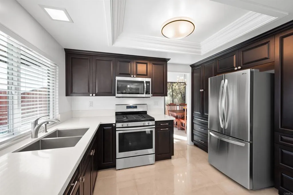 https://cdn.realtyfeed.com/cdn/127/306650927/cb180221b8d050e9a3c762240b0bc611.webp