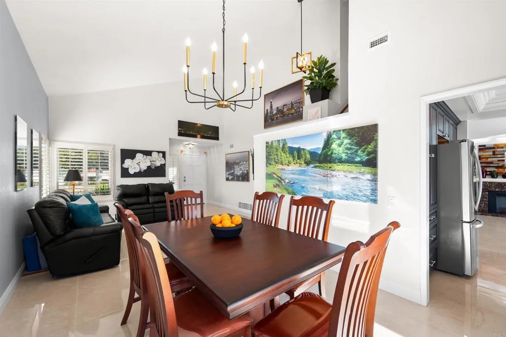 https://cdn.realtyfeed.com/cdn/127/306650927/cdb8a46aa238b439876544f6eea16328.webp