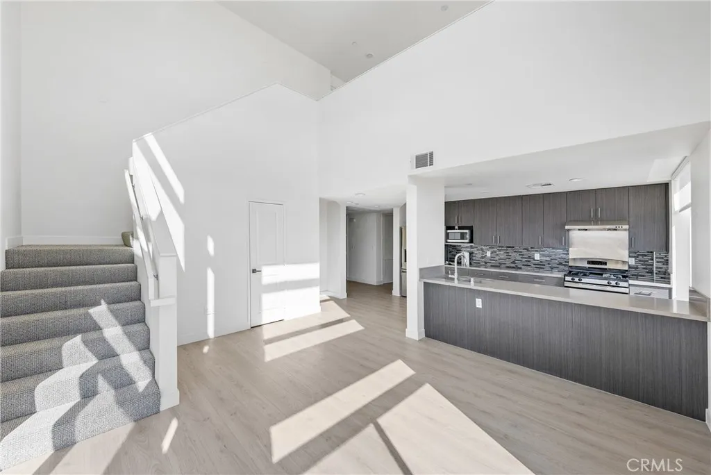 Alhambra, CA 91801