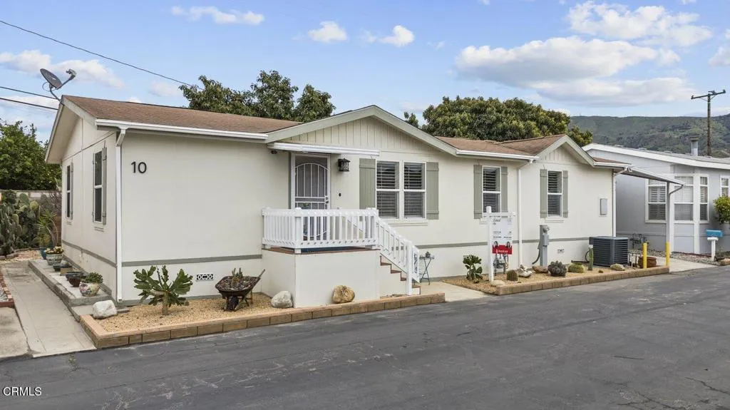 720 W Santa Maria 10