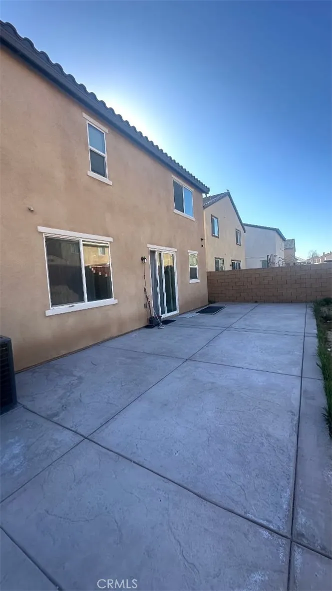 10260 Torrey Court, Hesperia, CA 92345 - Photo 3 of 18, Hesperia, CA
