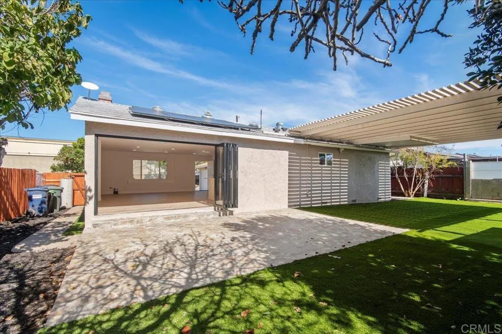 https://cdn.realtyfeed.com/cdn/127/306650959/056c7aab7b3e9a266a202a7e5e5ee0d9.webp