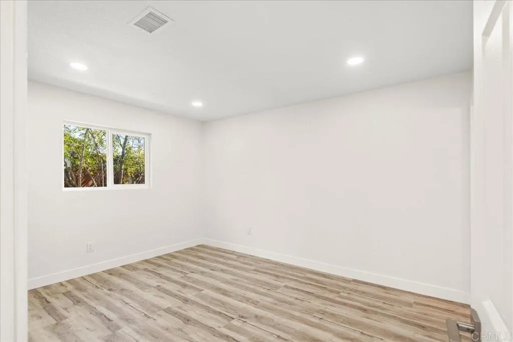https://cdn.realtyfeed.com/cdn/127/306650959/2b3c62654b7c548cc4922e095d74d130.webp