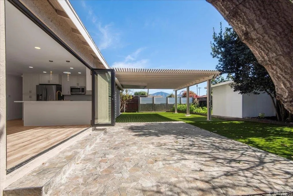 https://cdn.realtyfeed.com/cdn/127/306650959/62f956a9934962ec015d42dd3c23c346.webp