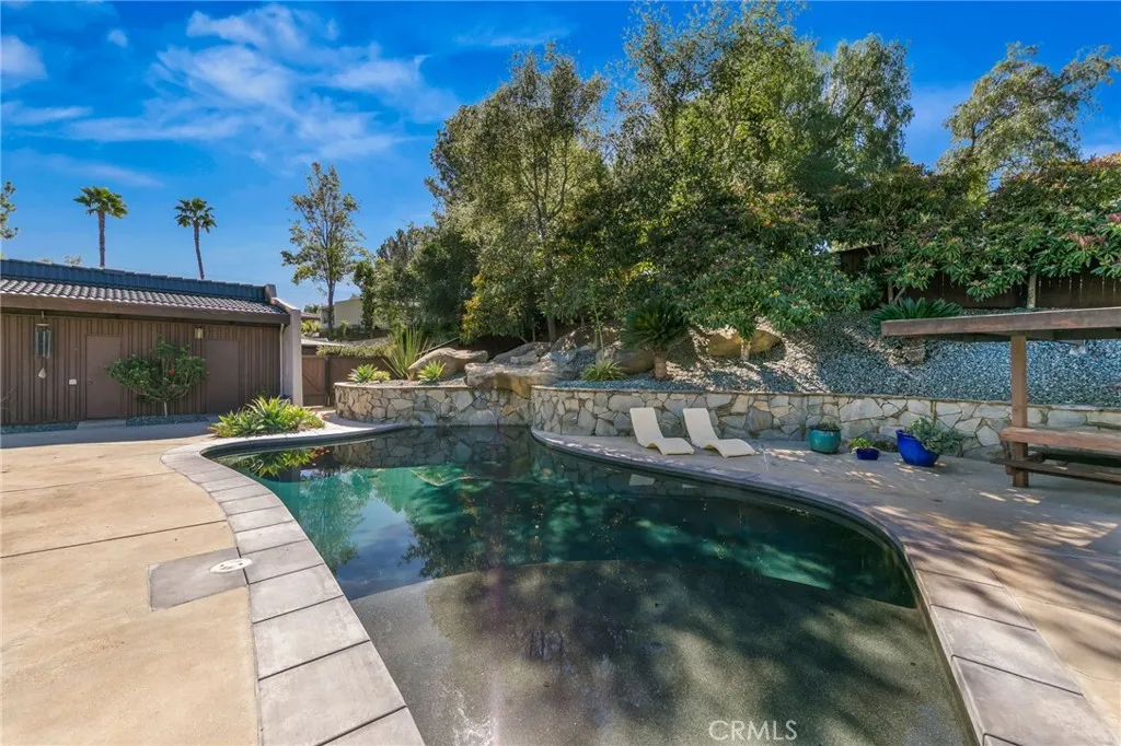 https://cdn.realtyfeed.com/cdn/127/306650982/6c1ebf5c3b7a4ac6df6d2776edc89b6a.webp