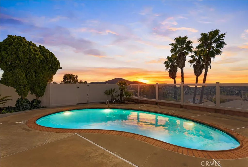 https://cdn.realtyfeed.com/cdn/127/306651020/0d30dc07946d47c9d65a849a3feafd05.webp