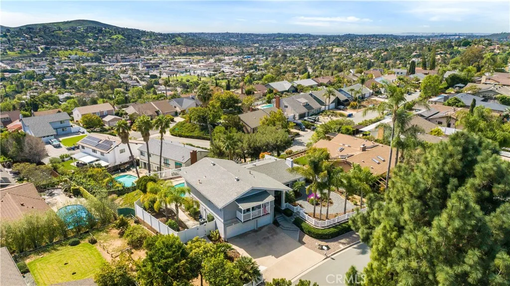 https://cdn.realtyfeed.com/cdn/127/306651020/7df6dfb7a44600603e6753498f5efb07.webp