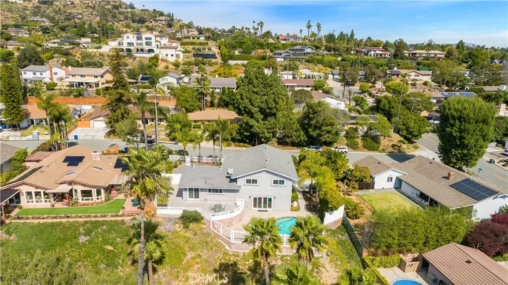 https://cdn.realtyfeed.com/cdn/127/306651020/c624b26c0d654543e00c69ca40fc0f1e.webp