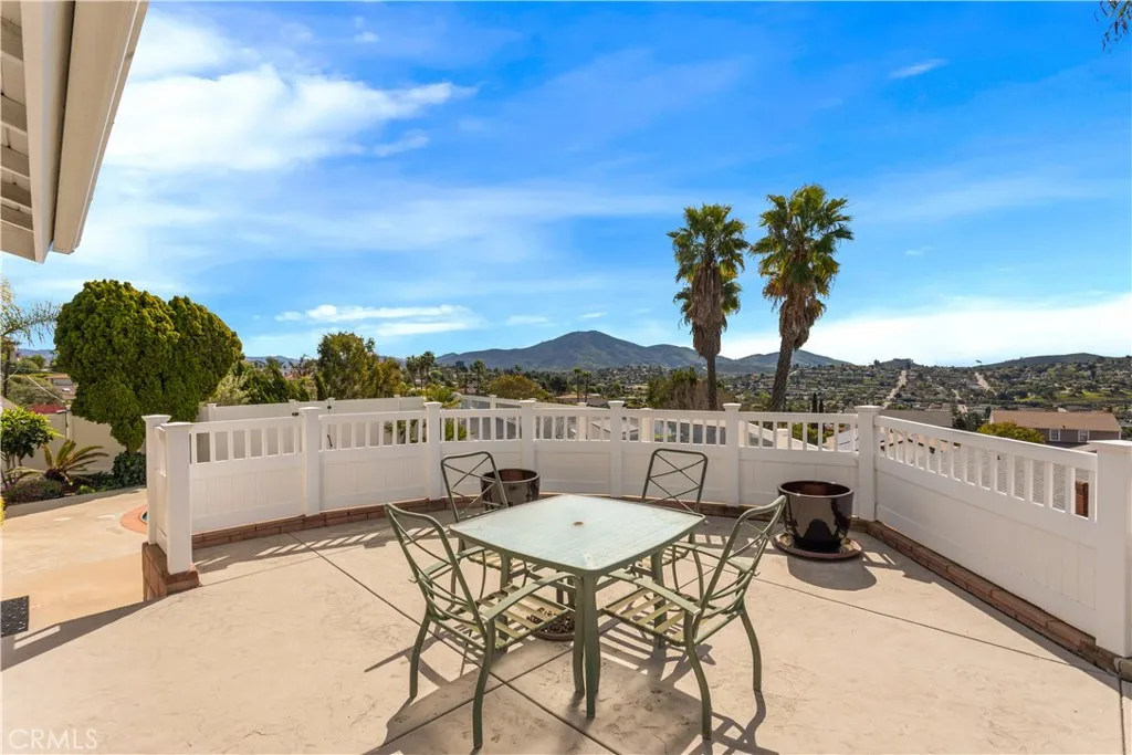 https://cdn.realtyfeed.com/cdn/127/306651020/ec90506d87a546450b5c14fe16dabd0d.webp