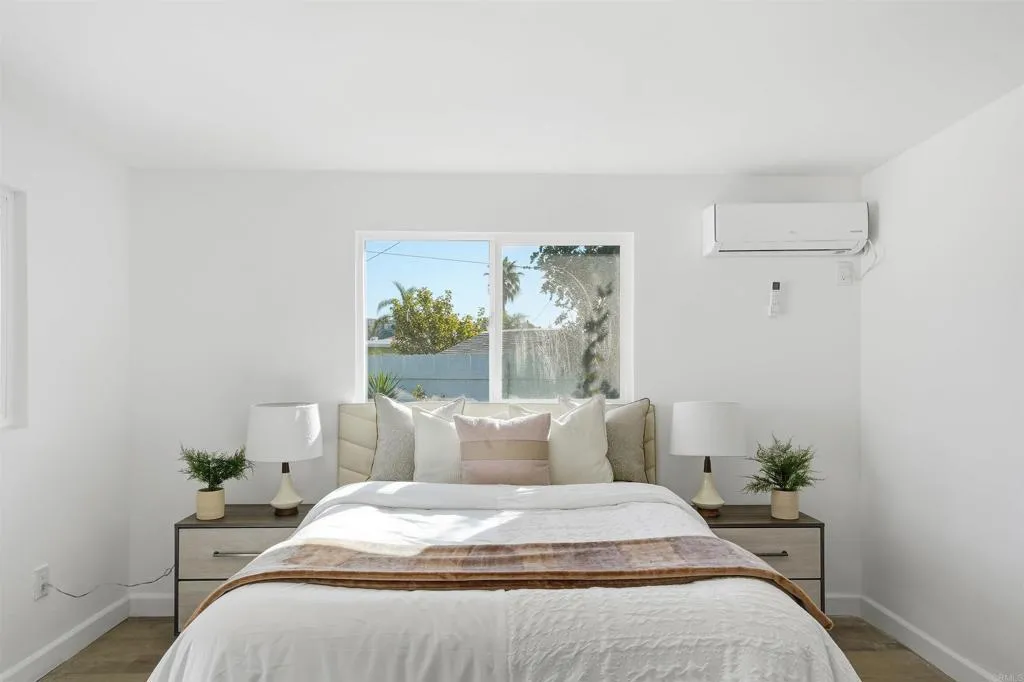 https://cdn.realtyfeed.com/cdn/127/306651025/3ea5346bdd184f7b564b4b6cb99b9ca9.webp