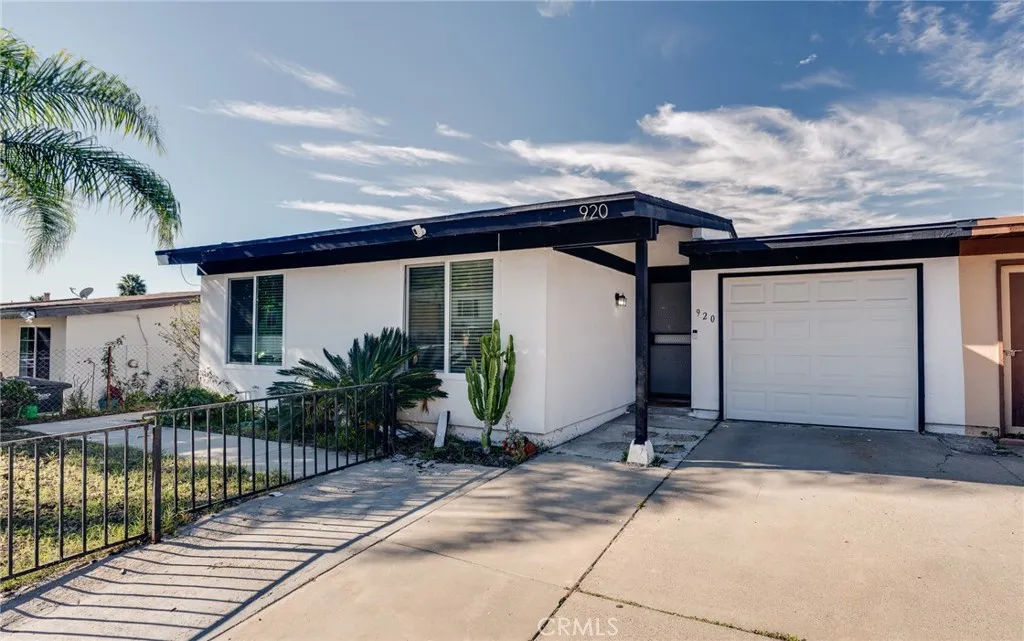 920 Raintree, Vista, CA 92084 - Photo 2 of 18, Vista, CA