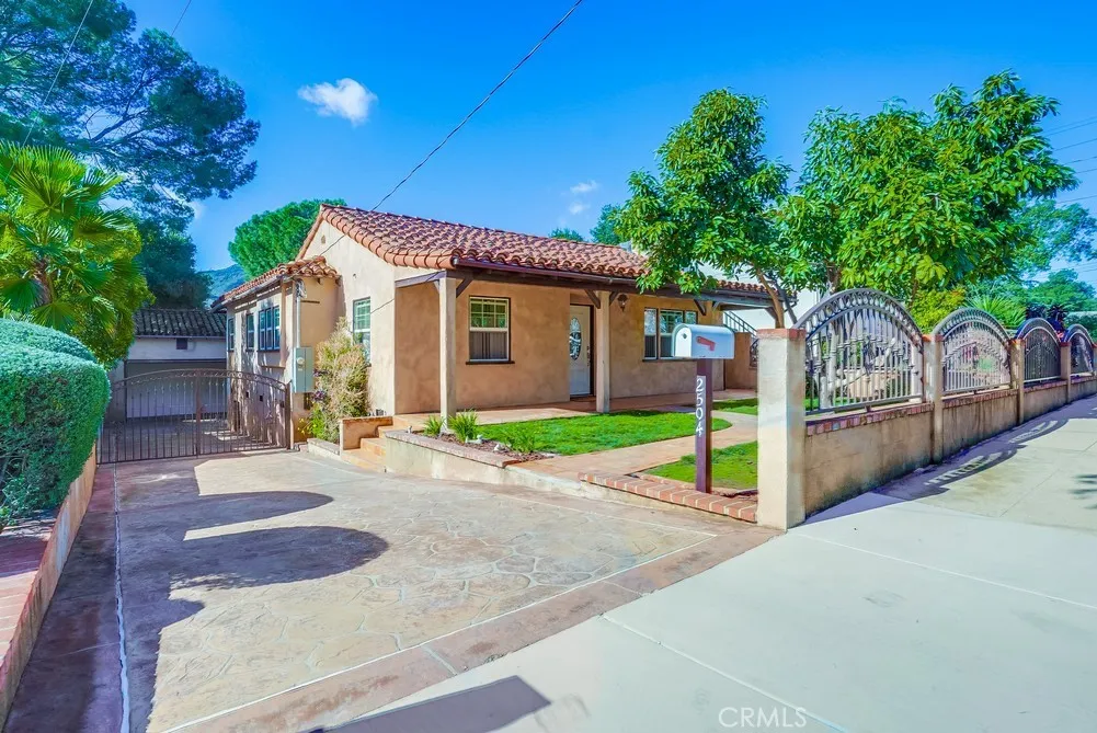 2504 Piedmont Avenue, Montrose, CA 91020 - Photo 2 of 48, Montrose, CA