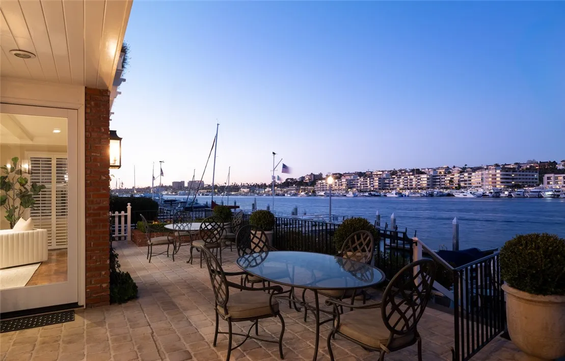 600 Via Lido Nord, Newport Beach, CA, 92663