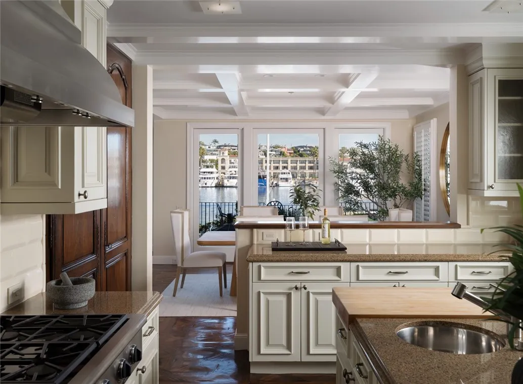 600 Via Lido Nord, Newport Beach, CA, 92663