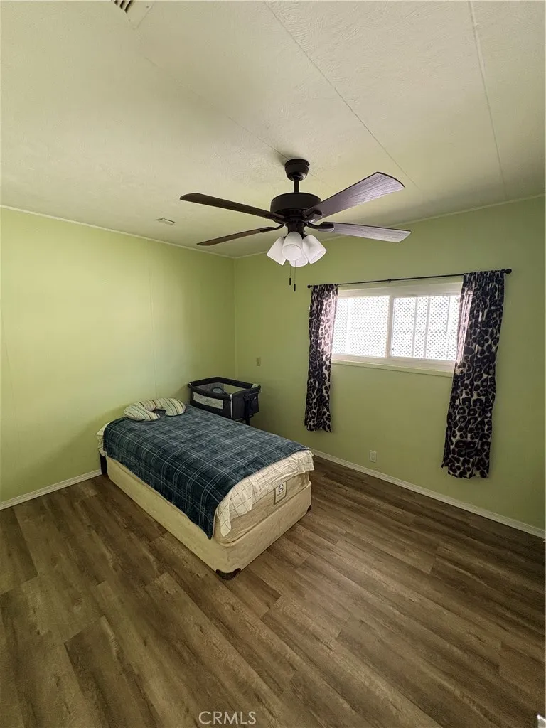 https://cdn.realtyfeed.com/cdn/127/306651119/28c06ce031cb4b9aea6fac5f86a92426.webp