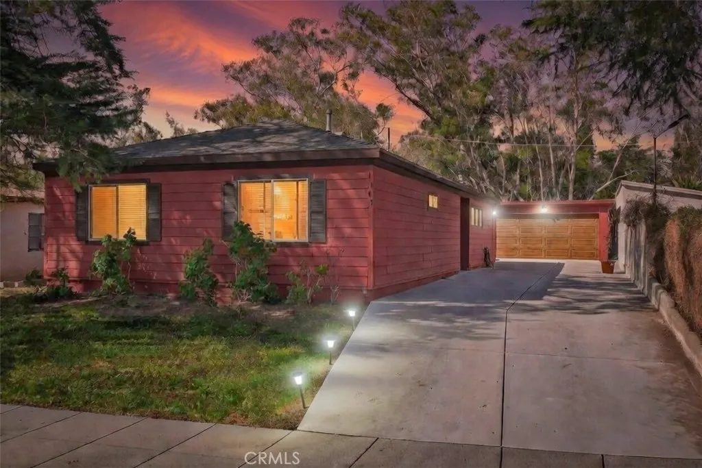 1087 N 1st St, Banning, CA 92220 - Photo 2 of 24, Banning, CA