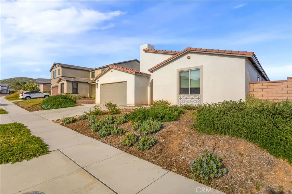 29458 Laredo Circle, Menifee, CA 92584 - Photo 4 of 36, Menifee, CA