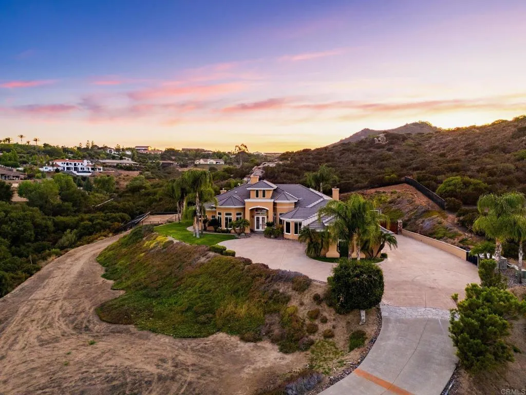 https://cdn.realtyfeed.com/cdn/127/306651207/eef9b3d5410e3472580a542b8889f4ac.webp