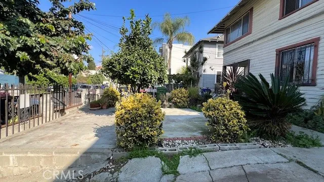 228 Rosemont Ave, Los Angeles, CA 90026 - Photo 3 of 4, Los Angeles, CA