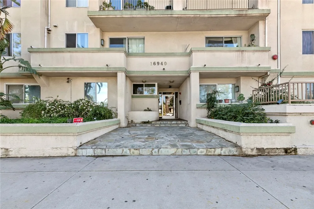 Granada Hills, CA 91344