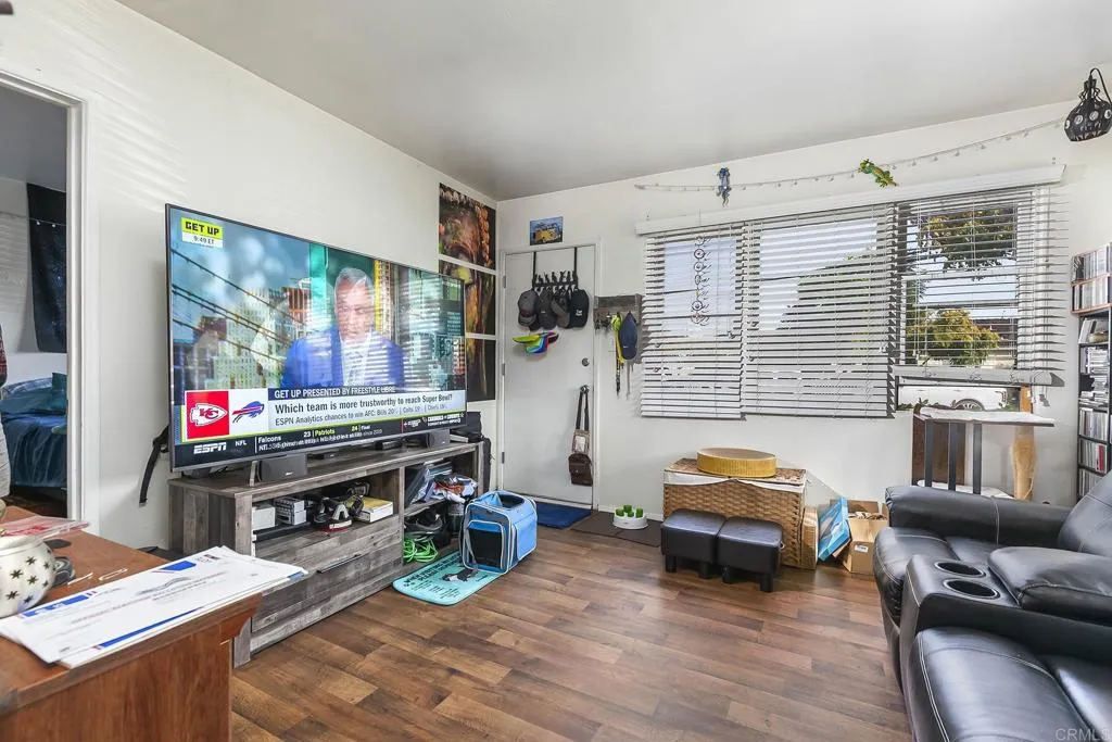 https://cdn.realtyfeed.com/cdn/127/306651249/04652c2675e0c9fe43f282f75e98f783.webp