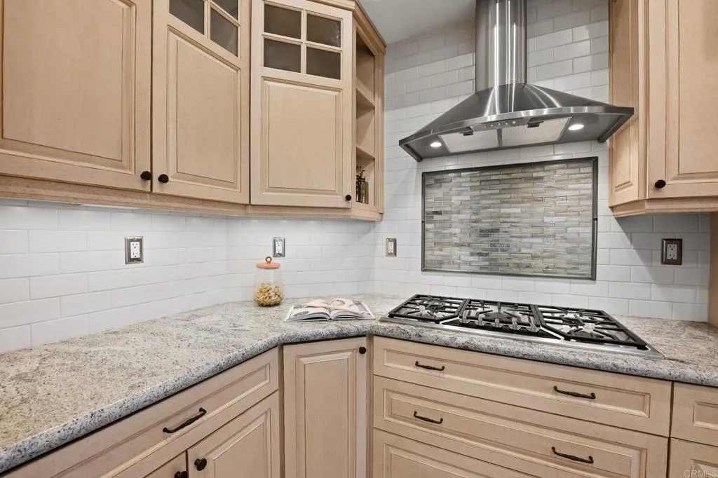 https://cdn.realtyfeed.com/cdn/127/306651264/0d2290b746232d396ab0f00420dd9639.webp