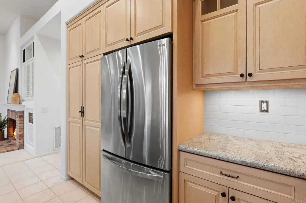 https://cdn.realtyfeed.com/cdn/127/306651264/1339221f32fd39544ae1567db319d067.webp