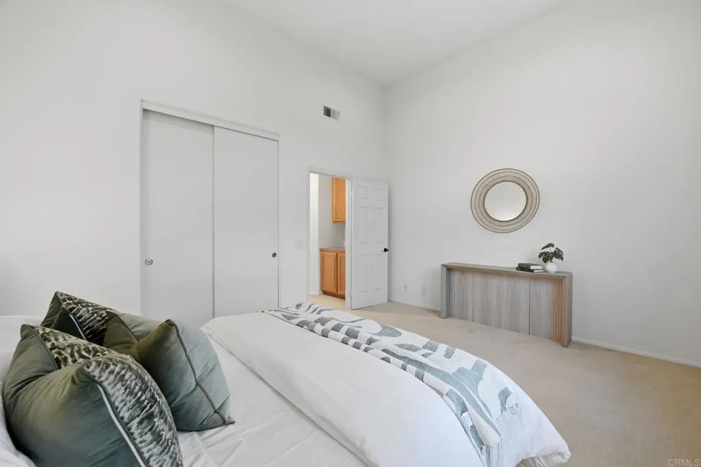 https://cdn.realtyfeed.com/cdn/127/306651264/27b945451e73532a11cf56b6e5cf5931.webp