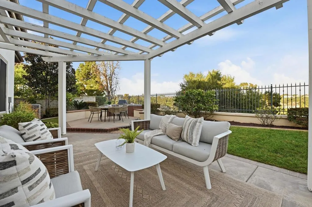 https://cdn.realtyfeed.com/cdn/127/306651264/96b9ec5e0ee2827fa85712694649ec14.webp