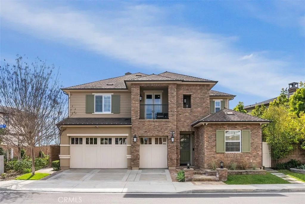 4692 Oceanridge Drive