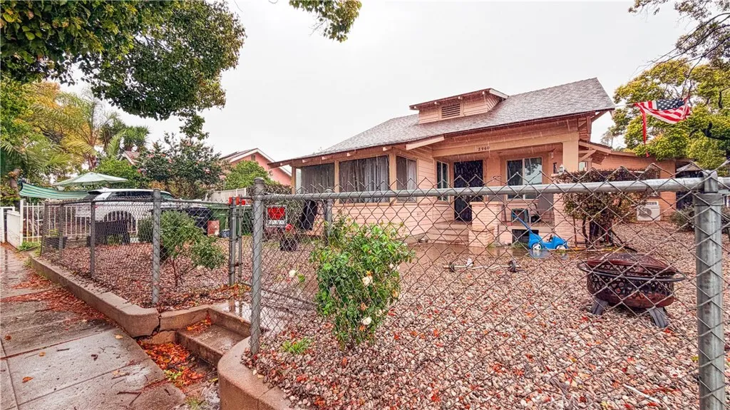 2623 W 30th, Los Angeles, CA 90018 - Main photo, Los Angeles, CA