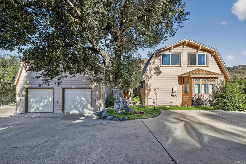 7531 Lookout Loop