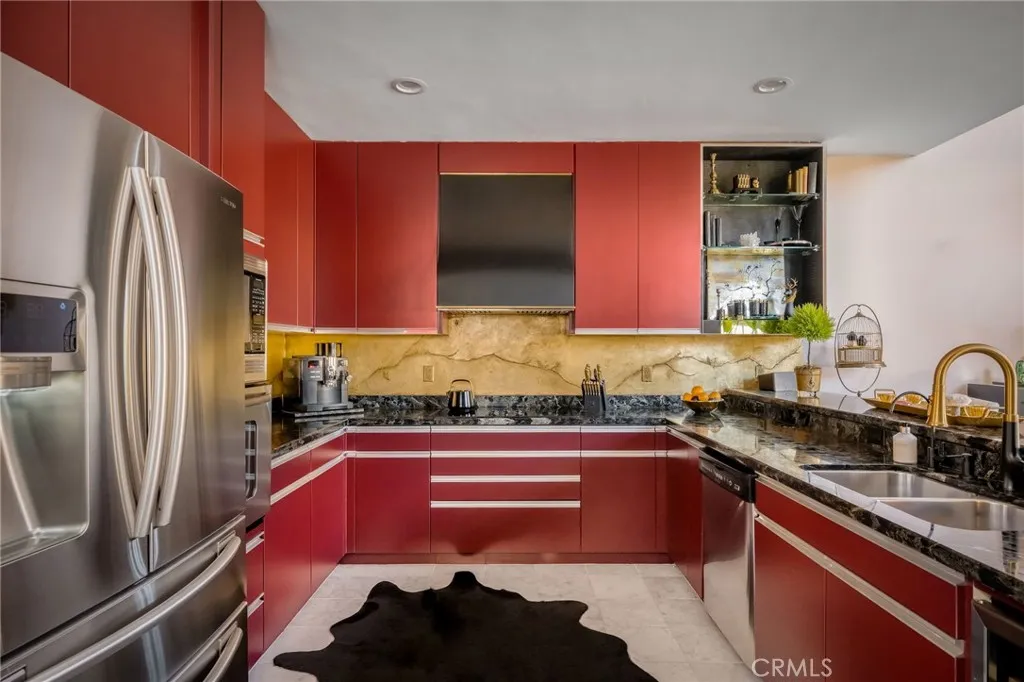 https://cdn.realtyfeed.com/cdn/127/306651386/3c0e73871d923963d0dbc925fc5c68a7.webp