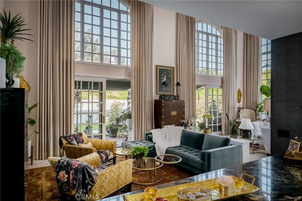 https://cdn.realtyfeed.com/cdn/127/306651386/ced232d03566eb84273c52f2df8d9582.webp