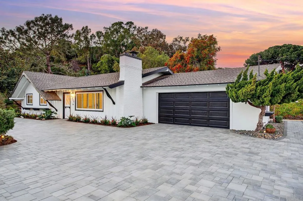 https://cdn.realtyfeed.com/cdn/127/306651389/0052b3ad637b21019cd37fd06dbd4791.webp