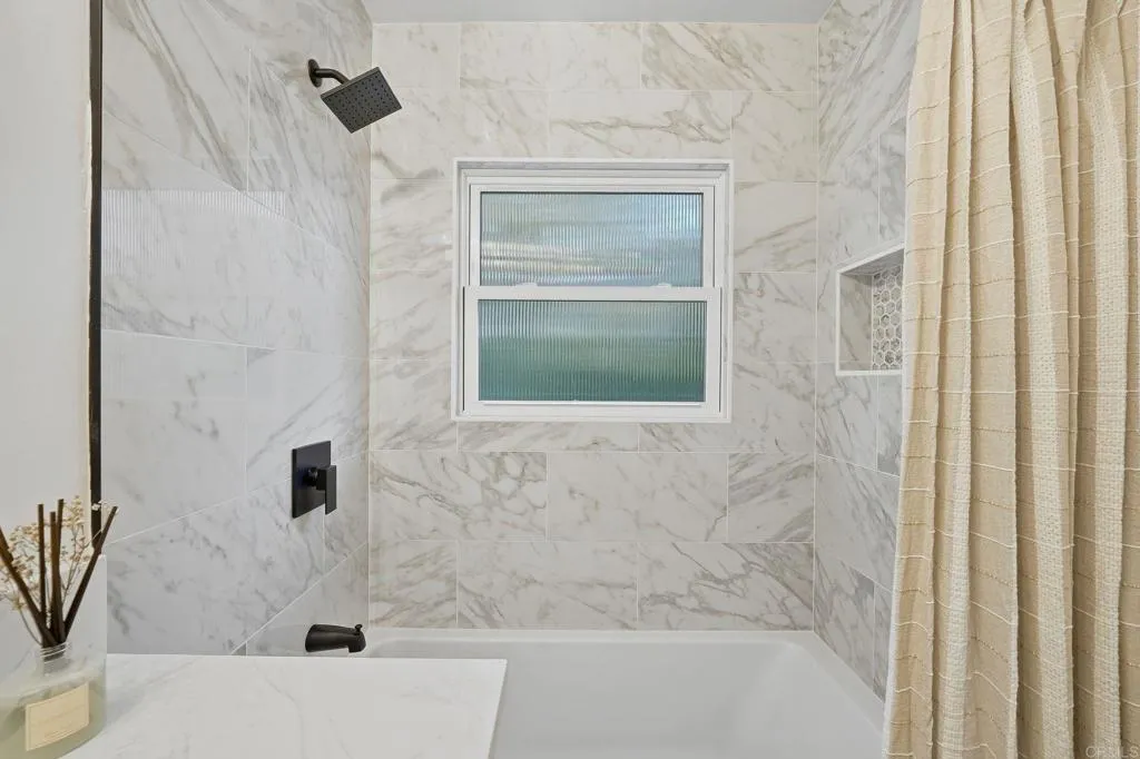 https://cdn.realtyfeed.com/cdn/127/306651389/f46736f65539808bdefa51a68e12a432.webp