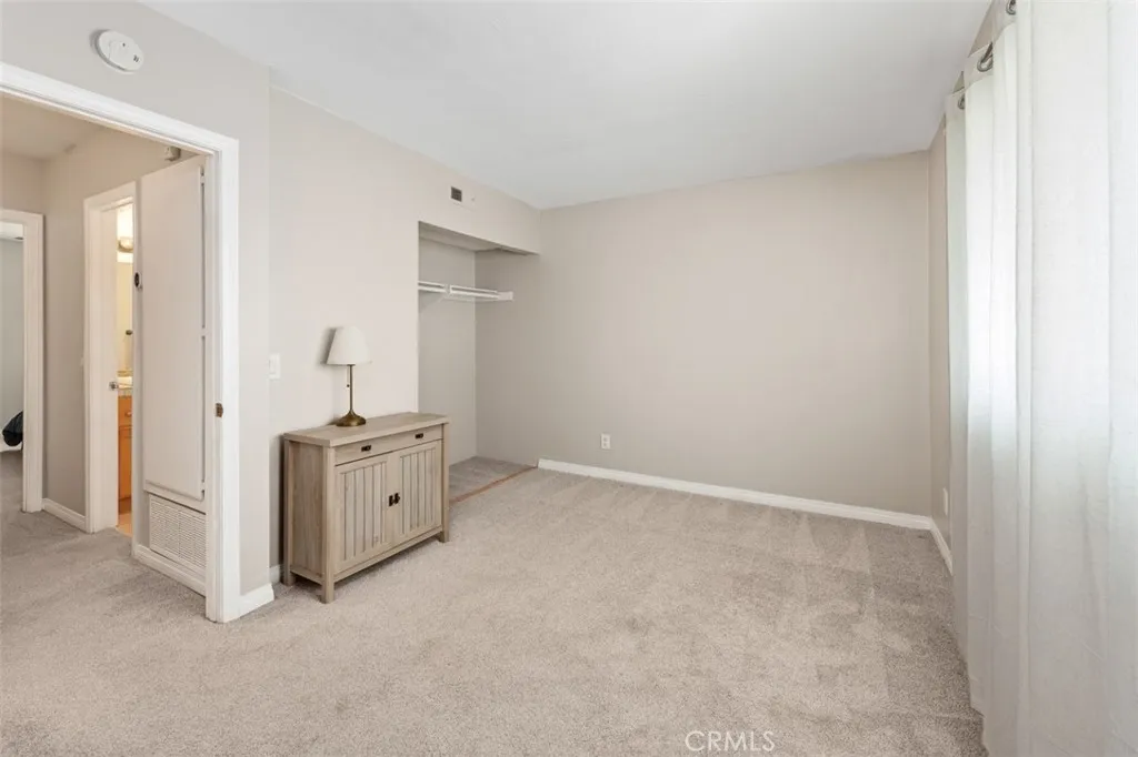 https://cdn.realtyfeed.com/cdn/127/306651391/0ab1e22e0d6fadf2f5e774ff1a3e9fc9.webp