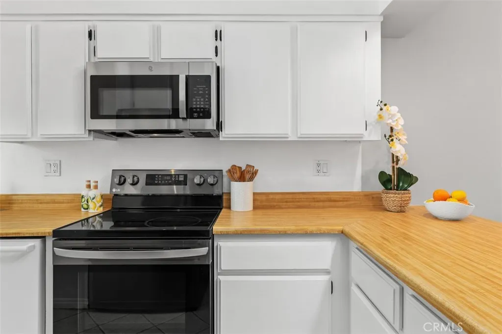 https://cdn.realtyfeed.com/cdn/127/306651391/13288c31f544a5094da09a90e5ddc162.webp
