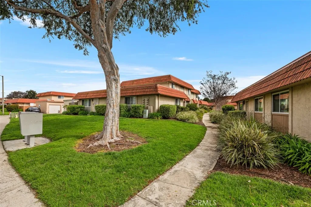 https://cdn.realtyfeed.com/cdn/127/306651391/728f7228edcaa0c66dd3629a24380e44.webp