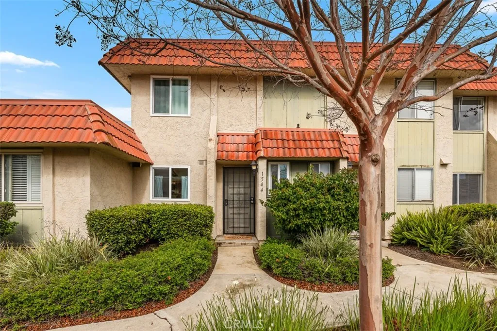 https://cdn.realtyfeed.com/cdn/127/306651391/9d9618a6850ac8e20580f913e3c46e12.webp